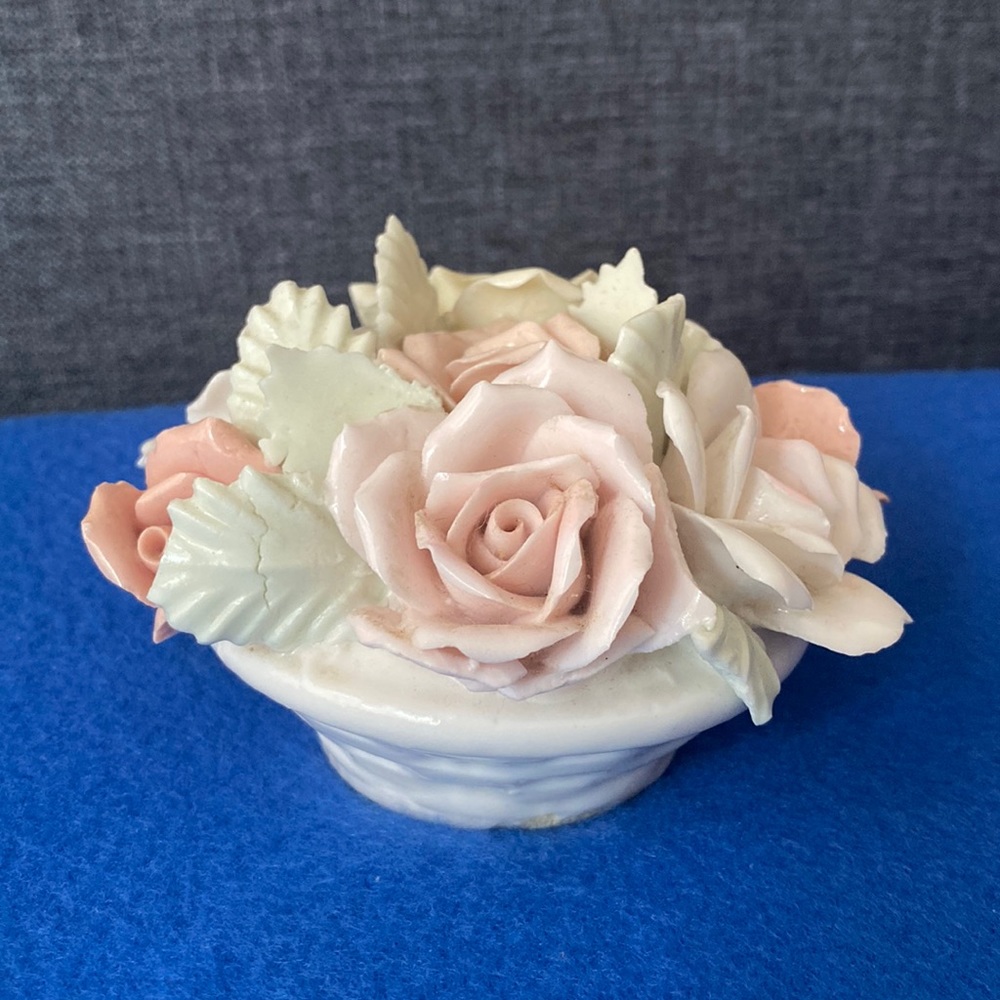 Vintage flower pot figurine